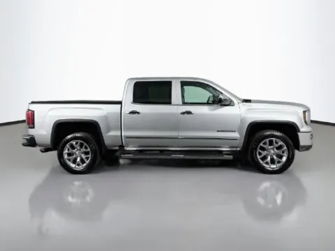 More photos of 2018 GMC Sierra 1500 SLT at Superior Motor Company, MD