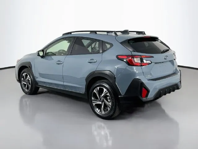 Subaru Crosstrek photo 3