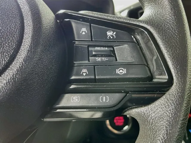 Subaru Crosstrek photo 12