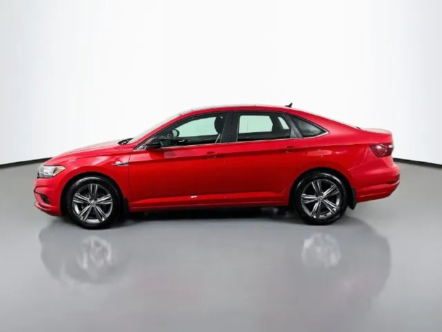 Volkswagen Jetta photo 2