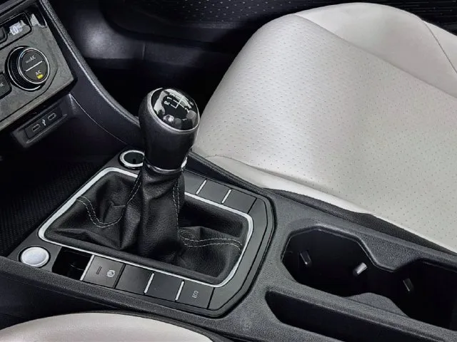 Volkswagen Jetta photo 23