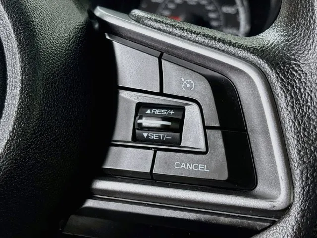 Subaru Impreza photo 12