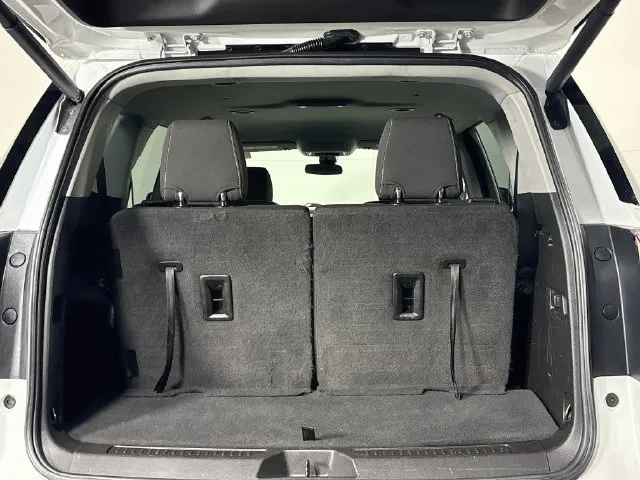 GMC Acadia photo 30