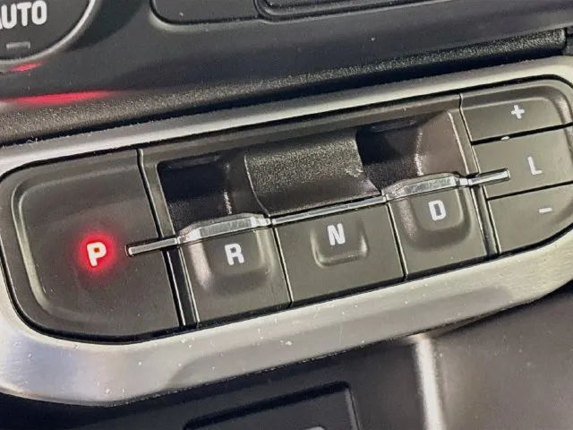 GMC Acadia photo 25