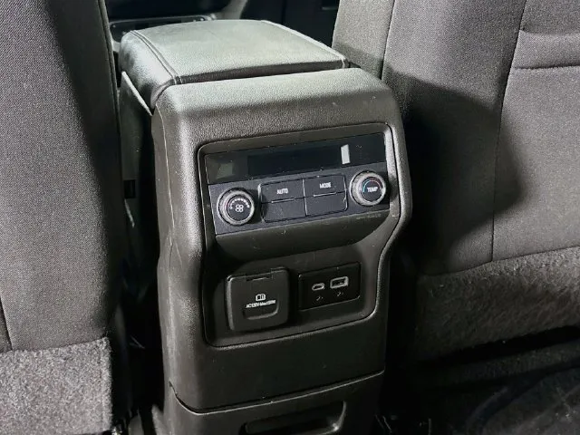 GMC Acadia photo 29