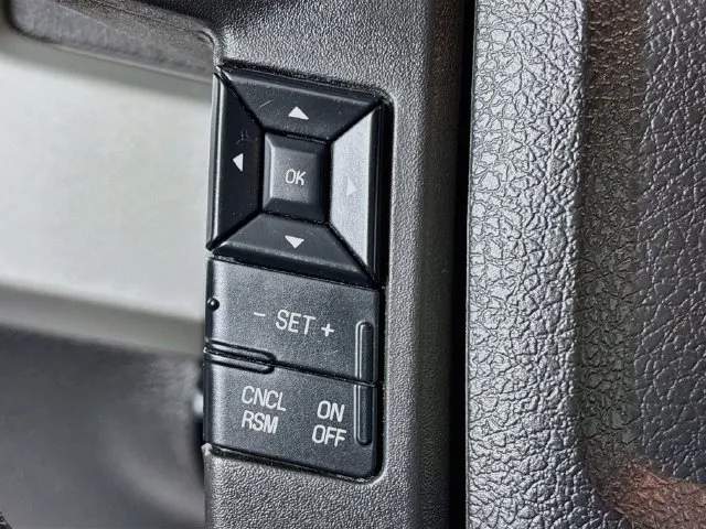 Ford F-150 photo 11