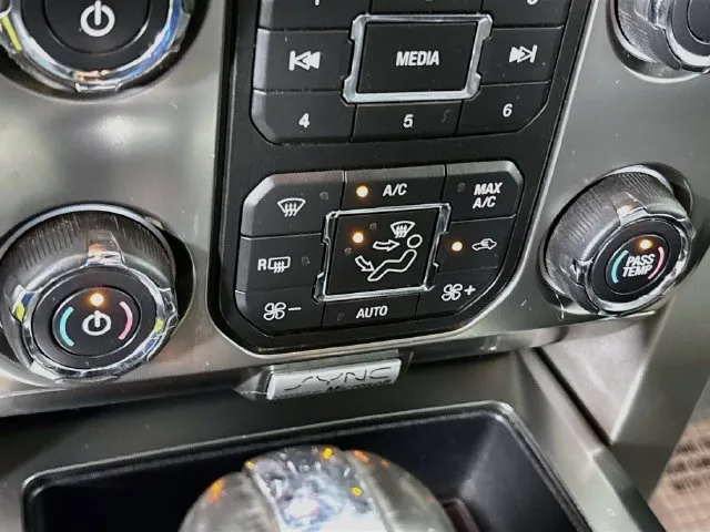 Ford F-150 photo 22