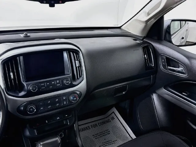 Chevrolet Colorado photo 13