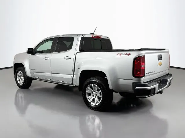 Chevrolet Colorado photo 3