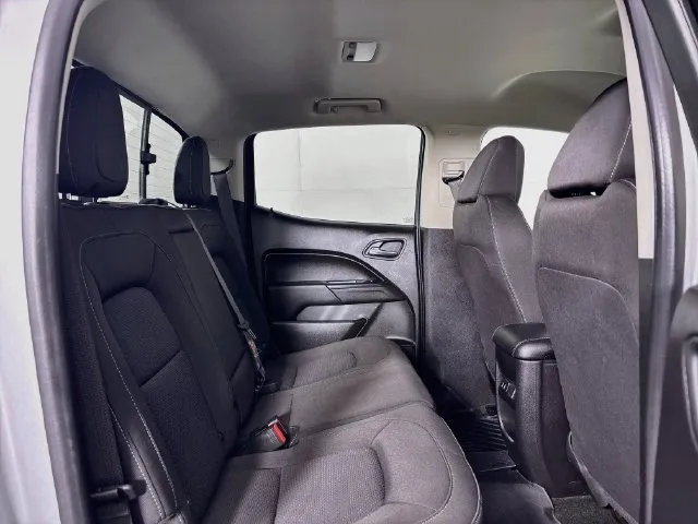 Chevrolet Colorado photo 19