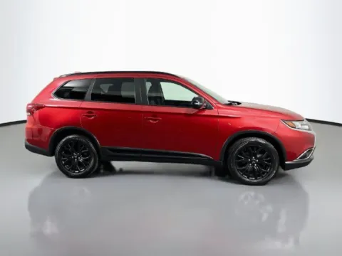 More photos of 2018 Mitsubishi Outlander LE at Superior Motor Company, MD