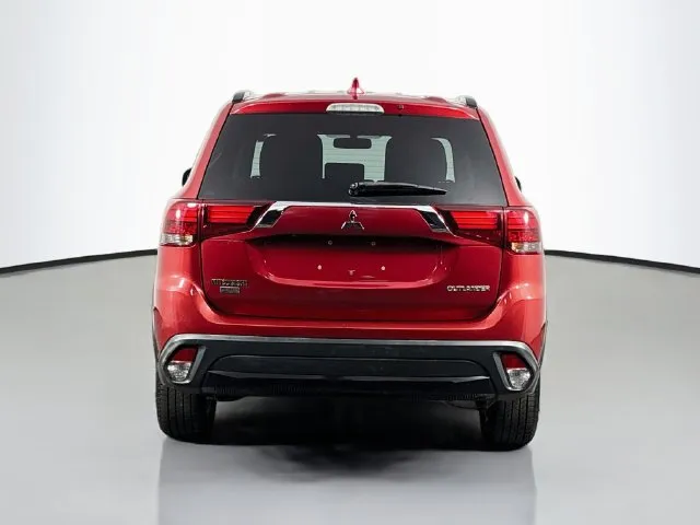 Mitsubishi Outlander photo 8