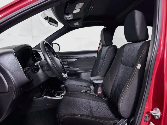 Mitsubishi Outlander photo 15