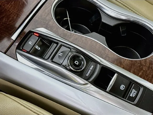 Acura TLX photo 23