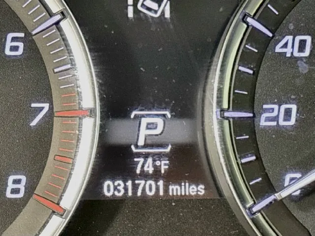 Acura TLX photo 24