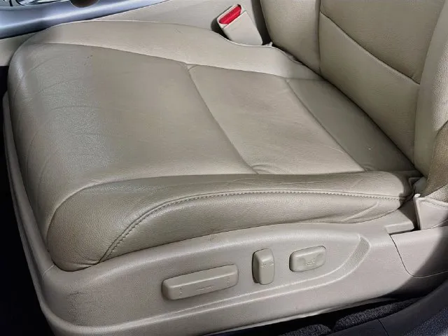 Acura TLX photo 16
