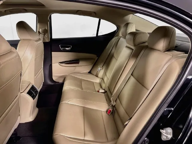 Acura TLX photo 18