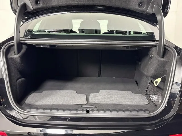 BMW 2 Series photo 30