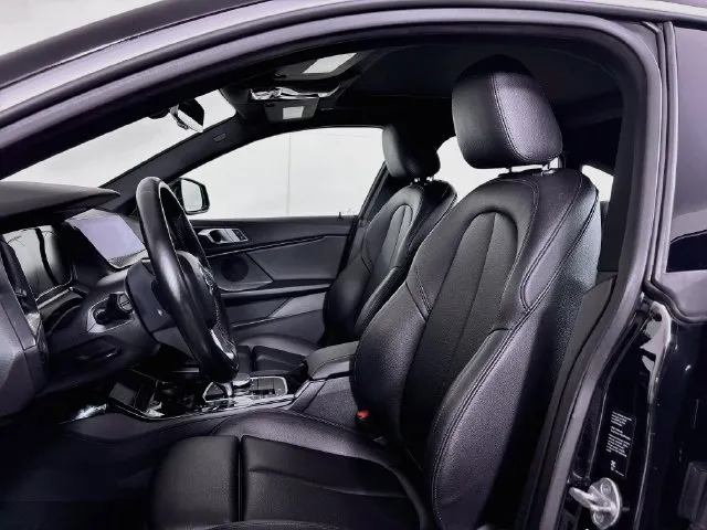 BMW 2 Series photo 15