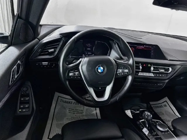 BMW 2 Series photo 10