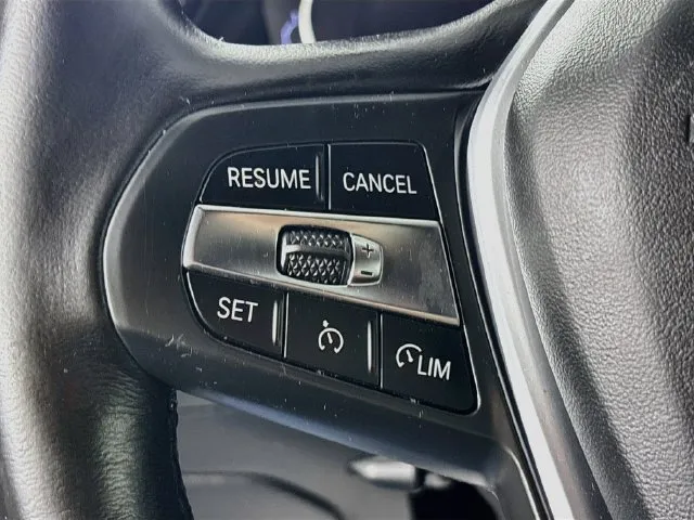 BMW 2 Series photo 11