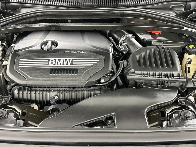 BMW 2 Series photo 31