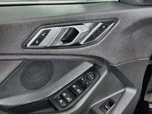BMW 2 Series photo 28