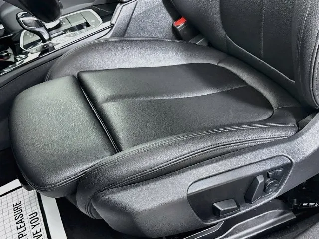 BMW 2 Series photo 16