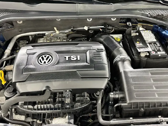 Volkswagen Golf SportWagen photo 29