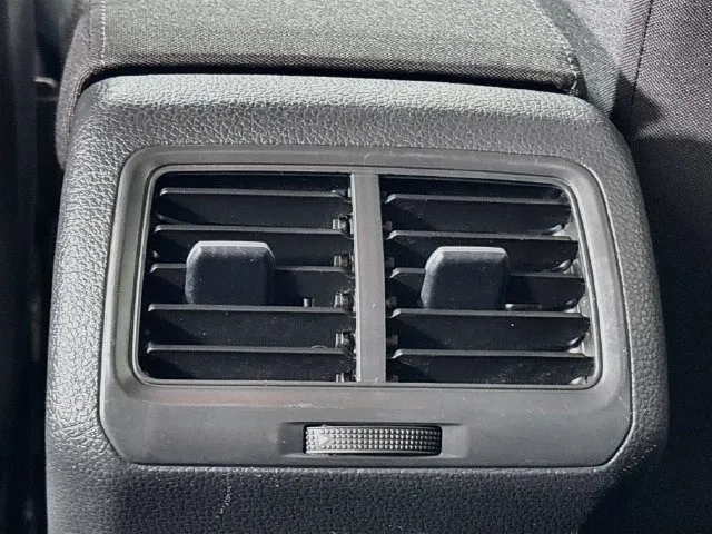 Volkswagen Golf SportWagen photo 27