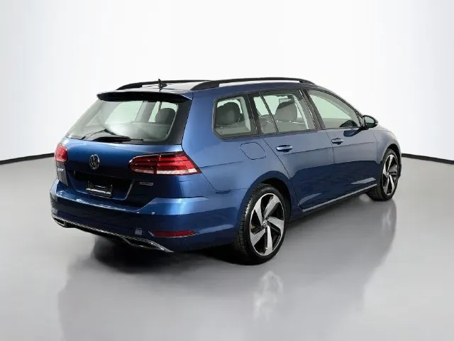 Volkswagen Golf SportWagen photo 6