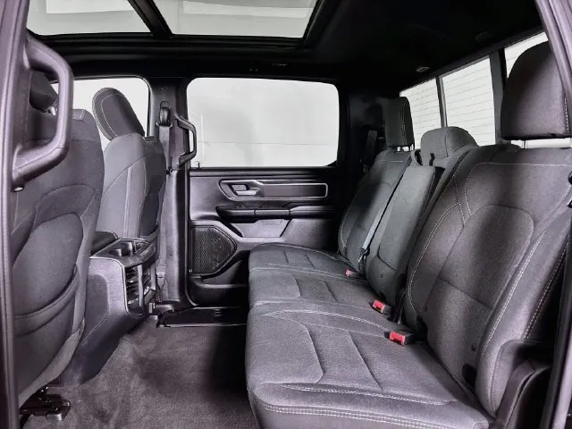 Ram 1500 photo 18