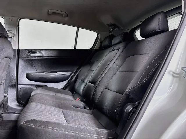 Kia Sportage photo 17