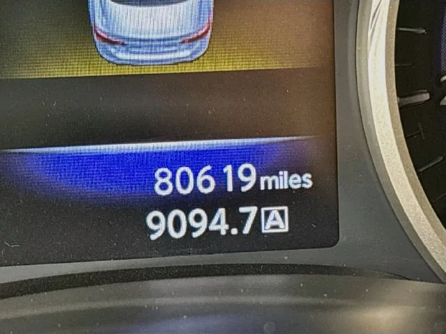 Infiniti Q50 photo 25