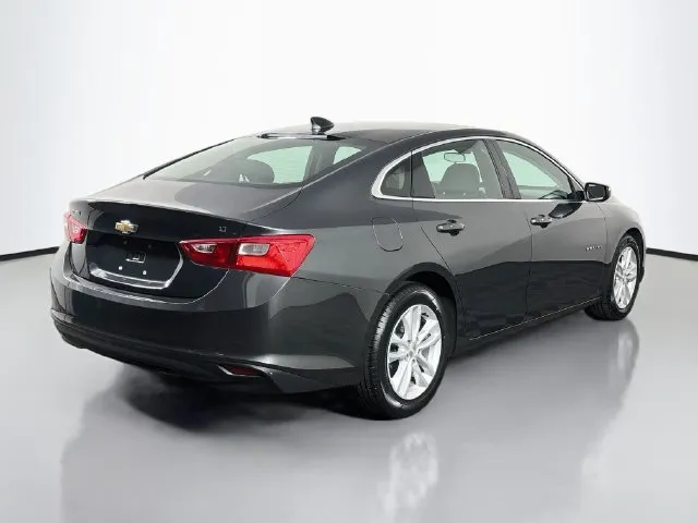 Chevrolet Malibu photo 6