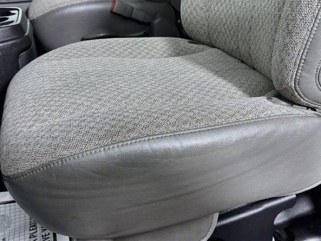 Chevrolet Express photo 13