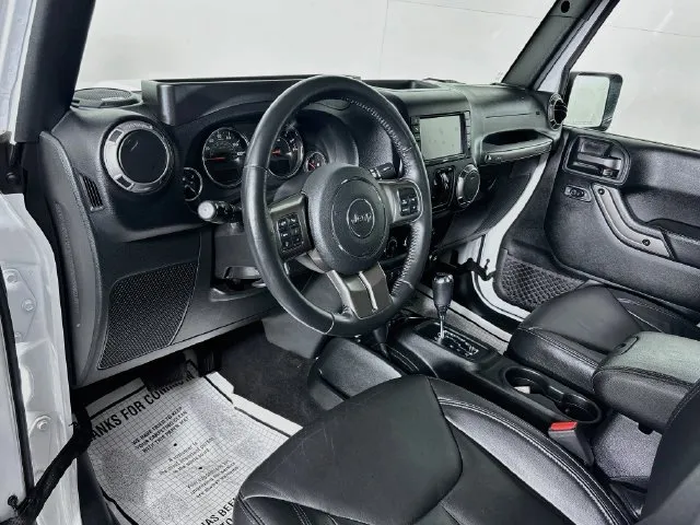Jeep Wrangler JK photo 9