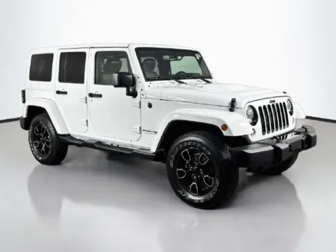 More photos of 2018 Jeep Wrangler JK Unlimited Altitude at Superior Motor Company, MD