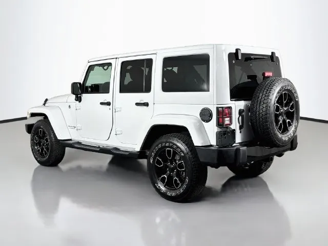 Jeep Wrangler JK photo 3