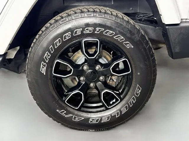 Jeep Wrangler JK photo 29