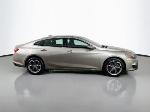 More photos of 2024 Chevrolet Malibu LT at Superior Motor Company, MD