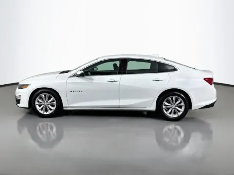 Photos of 2023 Chevrolet Malibu LT for sale in Bel Air, MD at Superior Motor Company