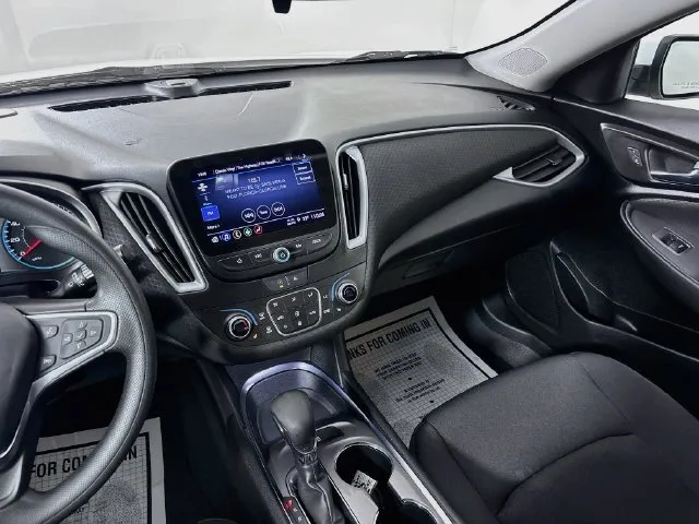 Chevrolet Malibu photo 13