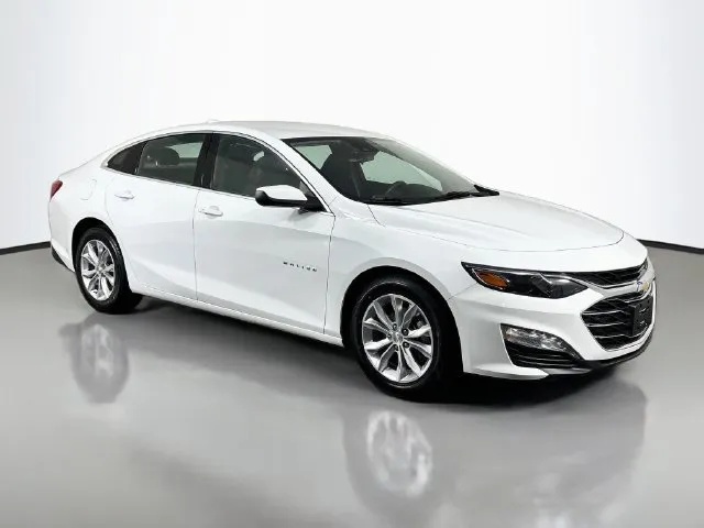 Chevrolet Malibu photo 4