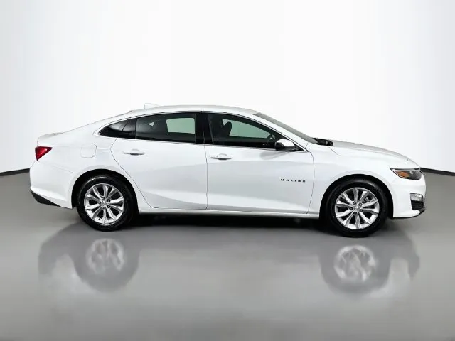 Chevrolet Malibu photo 5