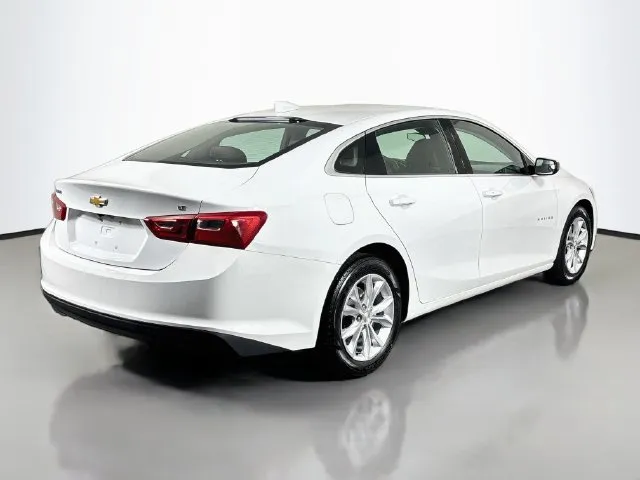 Chevrolet Malibu photo 6