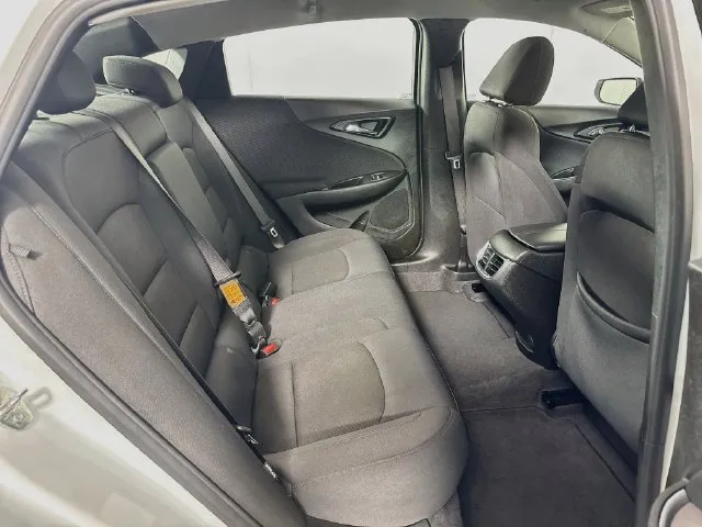 Chevrolet Malibu photo 19