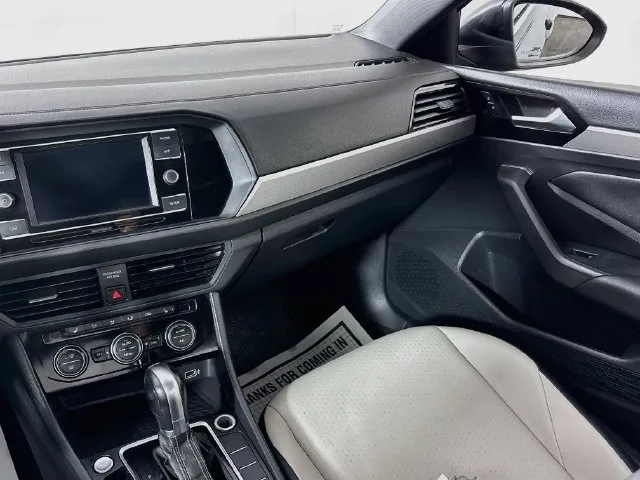 Volkswagen Jetta photo 13
