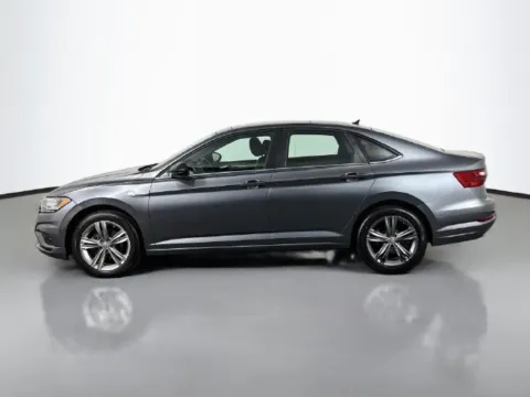 Photos of 2019 Volkswagen Jetta R-Line for sale in Bel Air, MD at Superior Motor Company