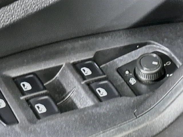 Volkswagen Jetta photo 27